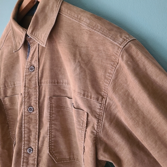 RedHead Brand Co Button Down Collared Shirt Size Small - Picture 2 of 7